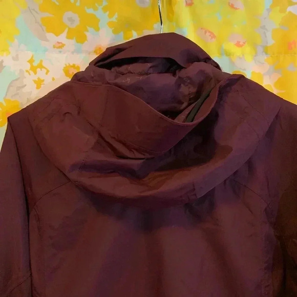 Womens marmot zip up fleece sweater and jacket set - Picture 13 of 16